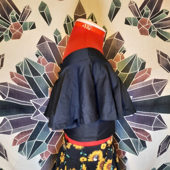 Coquetry Black Zen Soft Stretchy Spandex Off-Shoulder Crop Top - Picture 5 of 8